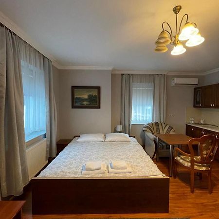 Hotel Arkadia Konskie Exterior foto