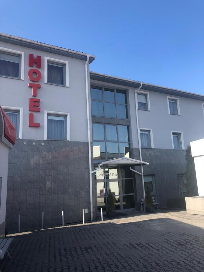 Hotel Arkadia Konskie Exterior foto